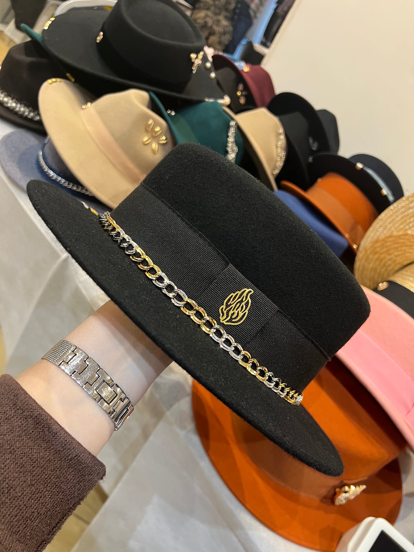 Canotier noir mix doré/argent Aesh
